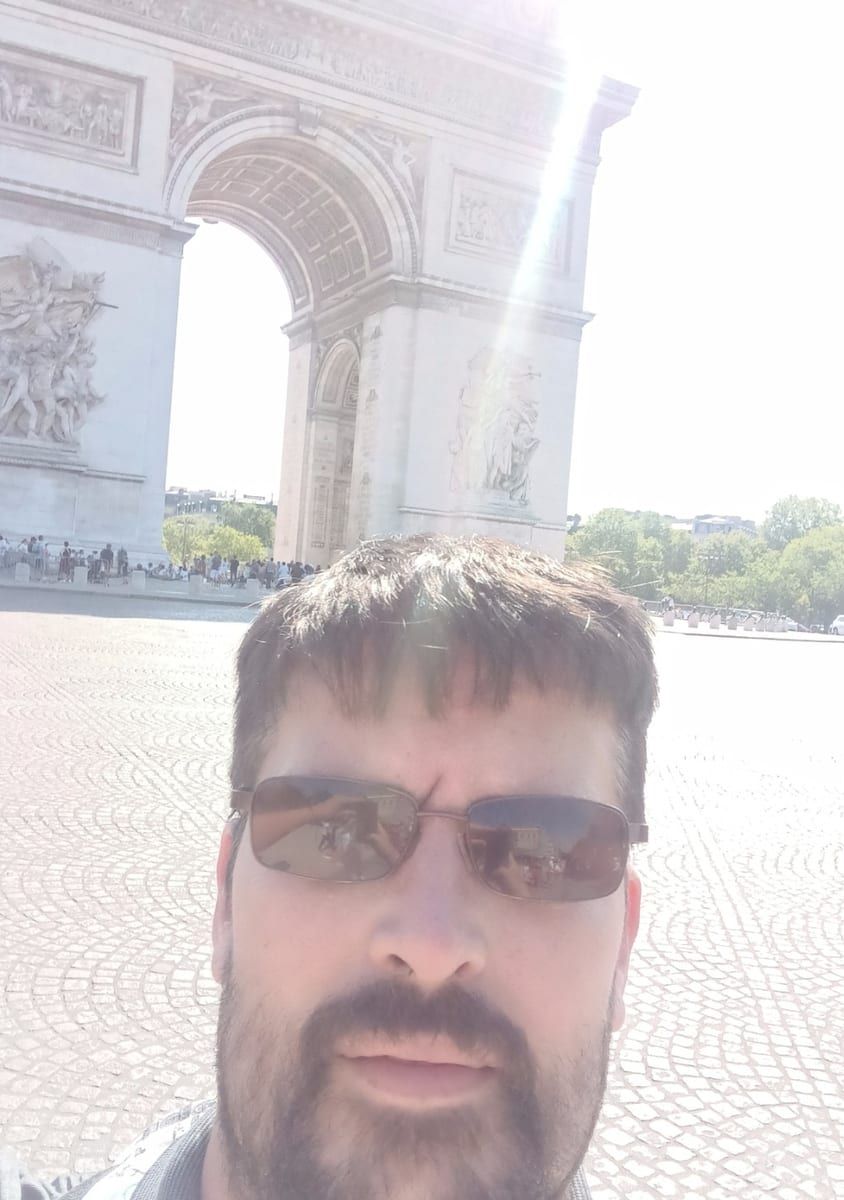 Profil de Harisson, 39 ans, Gay male à Chapella (Grisons)