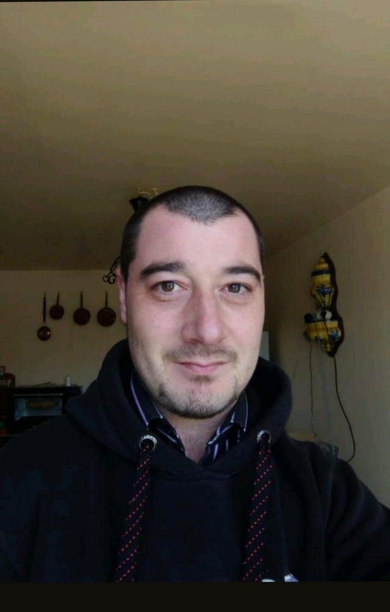 Profil de Horatio, 39 ans, Gay male à Wolfhalden (Appenzell Rhodes-Extérieures)