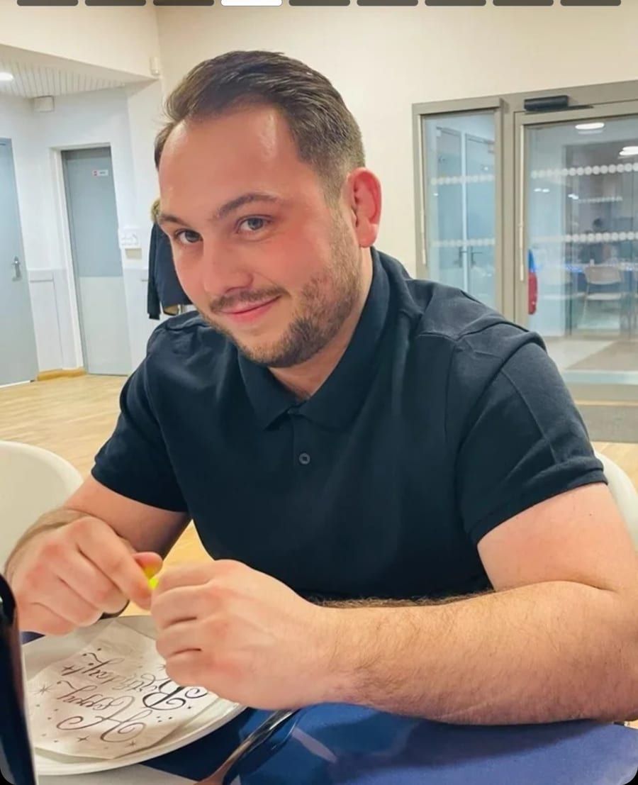 Profil de Almyre, 27 ans, Gay male à Kaiserstuhl AG (Argovie)