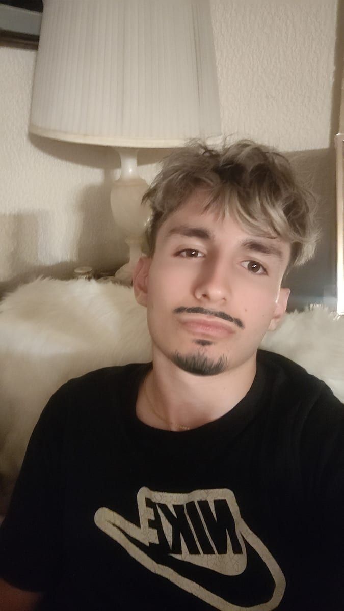 Profil de Chretien, 40 ans, Gay male à Sufers (Grisons)