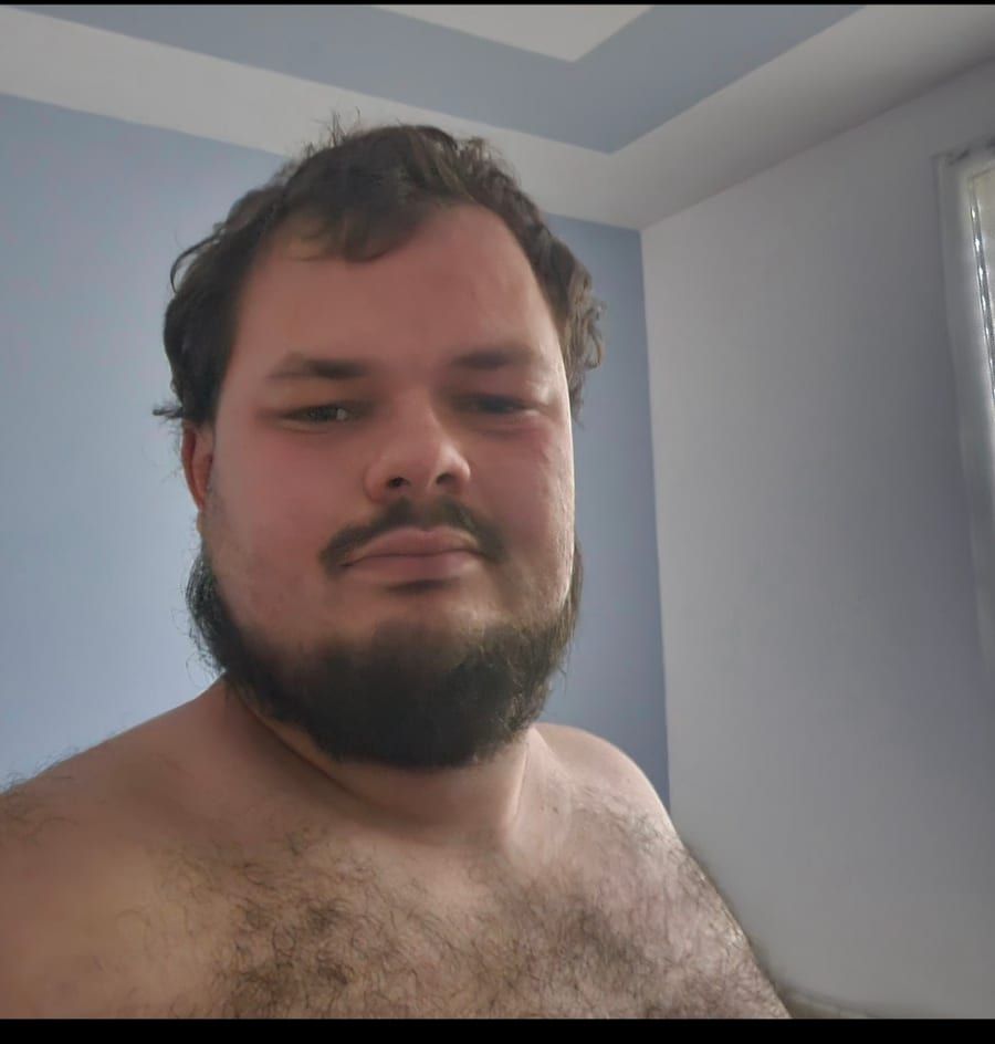 Profil de Dramane, 22 ans, Gay male à Wolfhalden (Appenzell Rhodes-Extérieures)