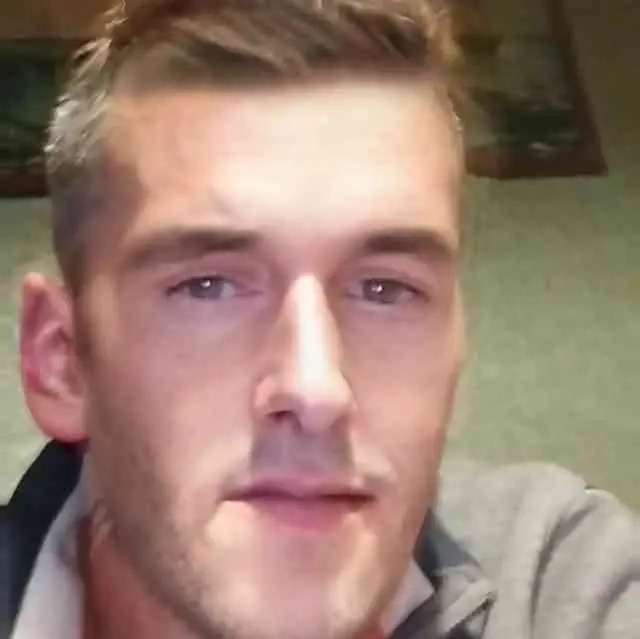 Profil de Hacen, 29 ans, Gay male à Vezia (Tessin)