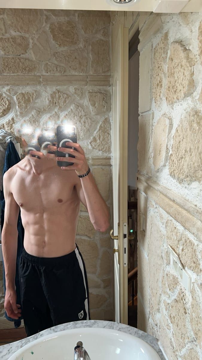Profil de Aboubakary, 39 ans, Gay male à Spiringen (Uri)