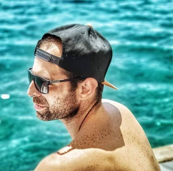 Profil de Irfan, 30 ans, Gay male à Vellerat (Jura)
