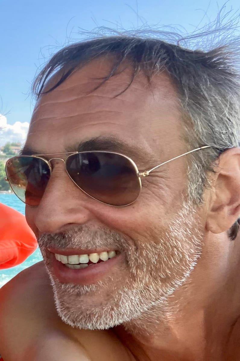 Profil de Hayan, 45 ans, Gay male à Perrefitte (Berne)