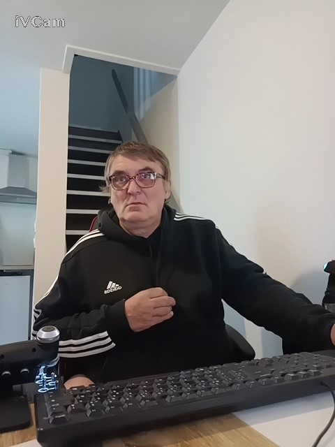 Profil de Guerlin, 36 ans, Gay male à Rossenges (Vaud)