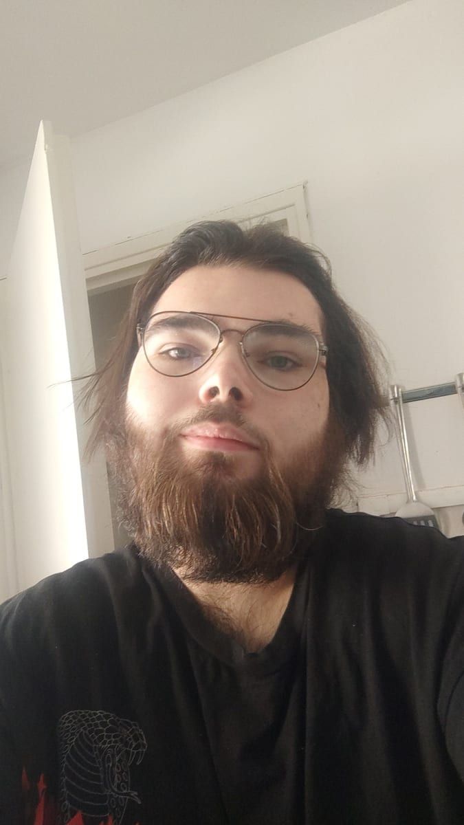 Profil de Abdelmajide, 36 ans, Gay male à Bever (Grisons)