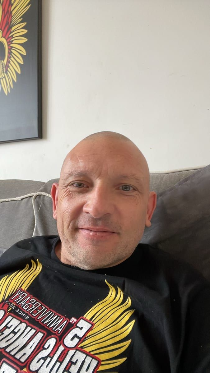 Graig - Gay male à Arogno Profil de Graig, 37 ans, Gay male à Arogno (Tessin)