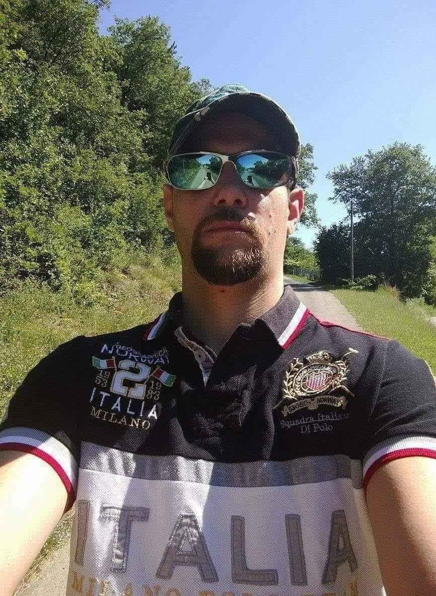 Profil de Endrit, 38 ans, Gay male à Spiringen (Uri)