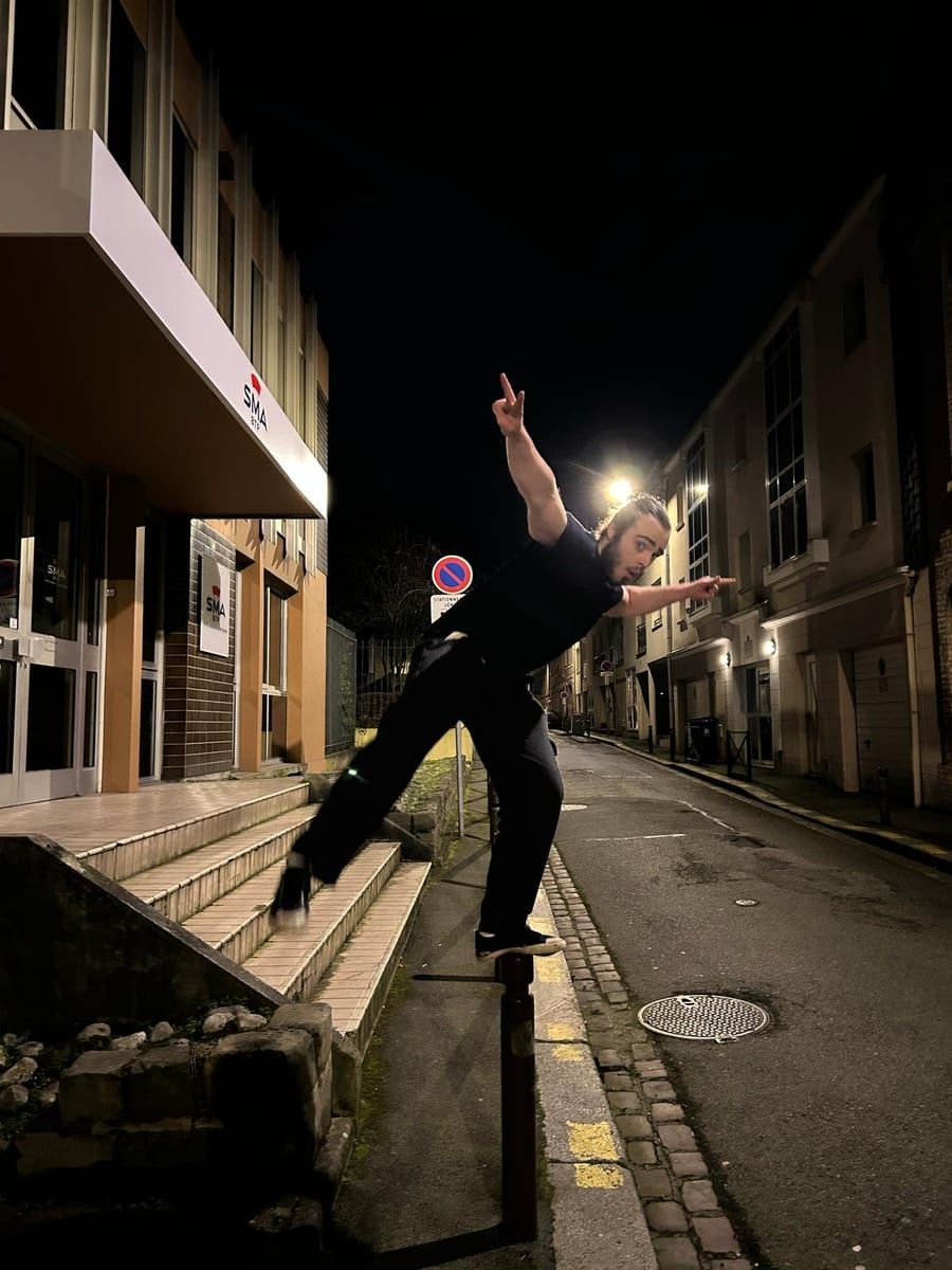 Profil de Abdesselem, 30 ans, Gay male à Bitsch (Valais)