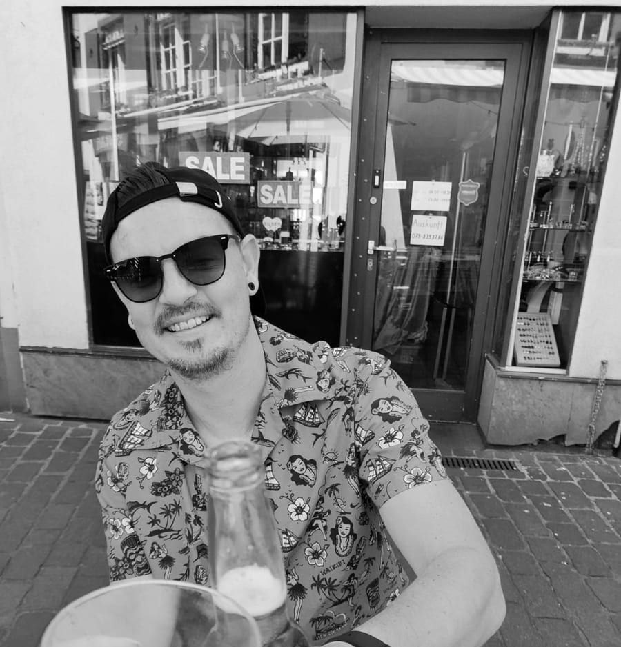 Profil de Mickaël, 40 ans, Gay male à Lustdorf (Thurgovie)