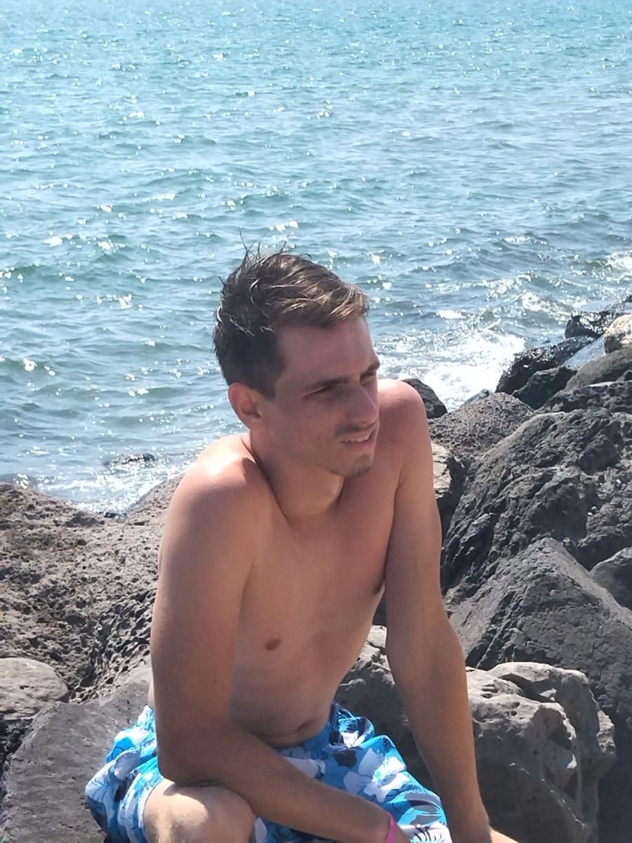 Profil de Davide, 34 ans, Gay male à Villariaz (Fribourg)