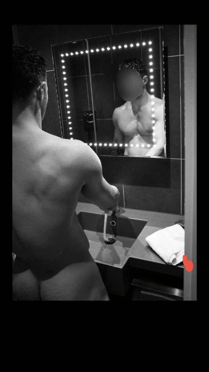 Profil de Noahm, 24 ans, Gay male à Blitzingen (Valais)