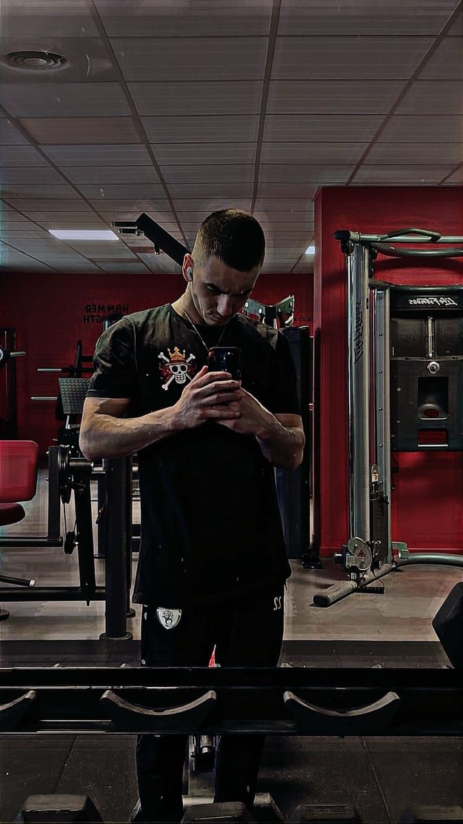 Profil de Louis, 26 ans, Gay male à Wienacht-Tobel (Appenzell Rhodes-Extérieures)