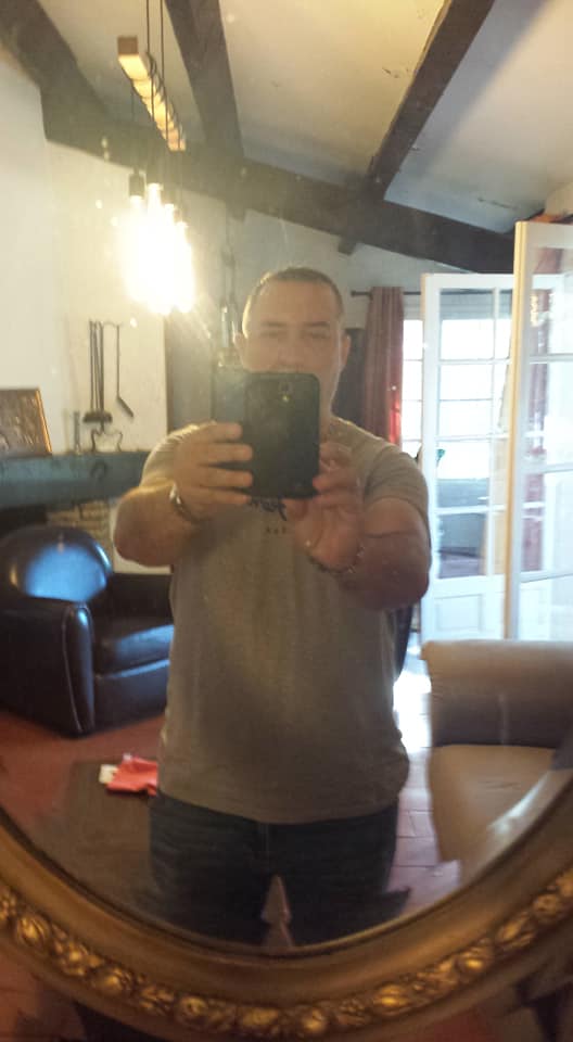 Profil de Ness, 23 ans, Gay male à Zwillikon (Zurich)