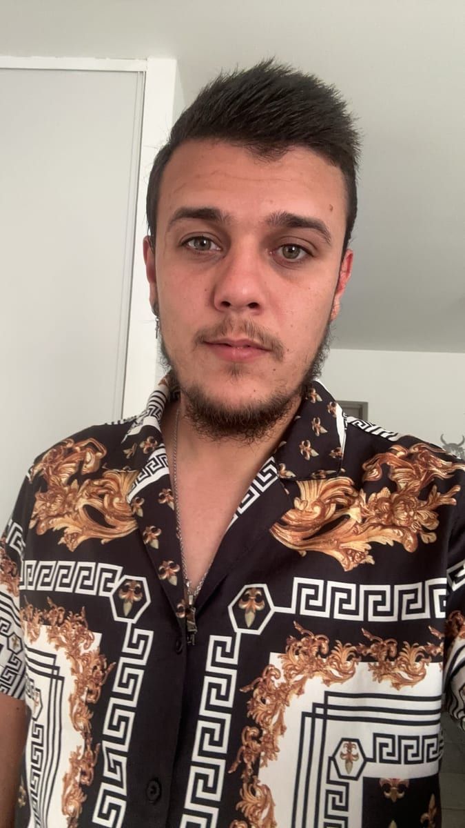 Profil de Emry, 27 ans, Gay male à Attalens (Fribourg)