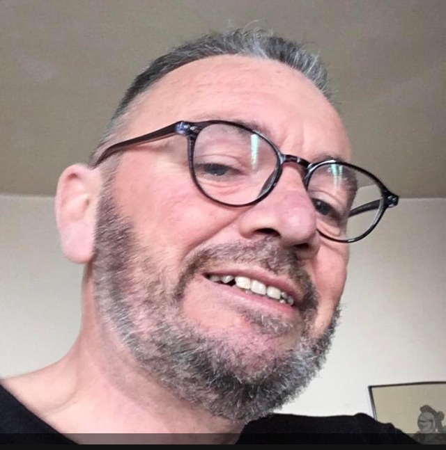 Profil de Yonel, 30 ans, Gay male à Erde (Valais)
