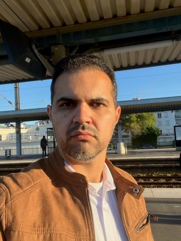 Deni - Gay male à Steinen Profil de Deni, 44 ans, Gay male à Steinen (Schwytz)