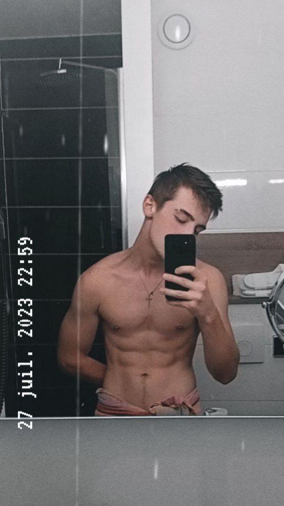 Profil de Amory, 32 ans, Gay male à Lommis (Thurgovie)