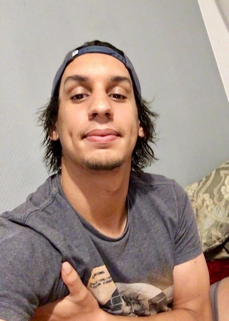 Profil de Badiss, 26 ans, Gay male à Kallern (Argovie)
