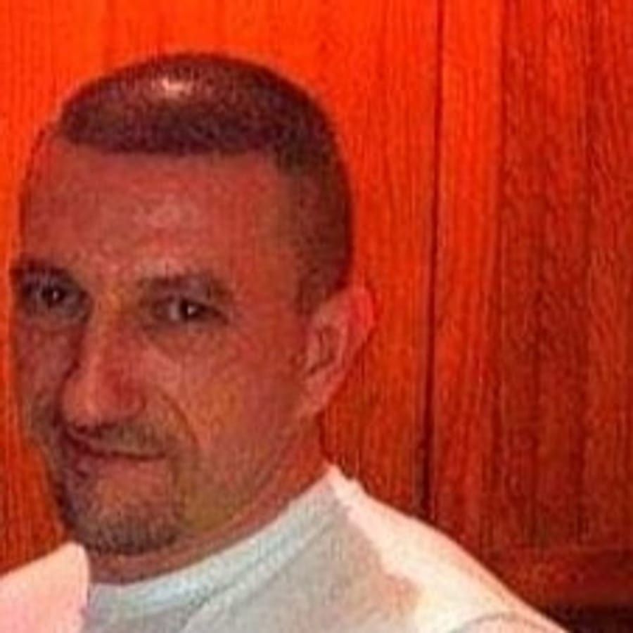 Profil de Guiliann, 43 ans, Gay male à Jongny (Vaud)