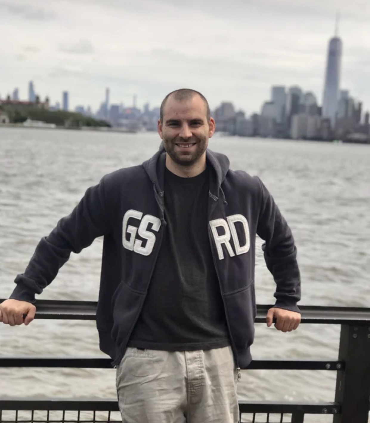 Profil de Dovan, 23 ans, Gay male à Züberwangen (Saint-Gall)
