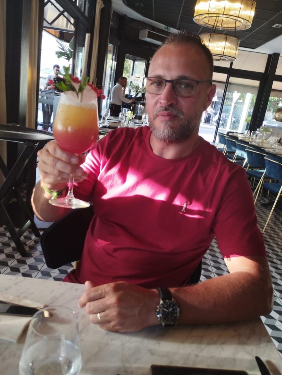 Profil de Yvano, 43 ans, Gay male à Rabius (Grisons)