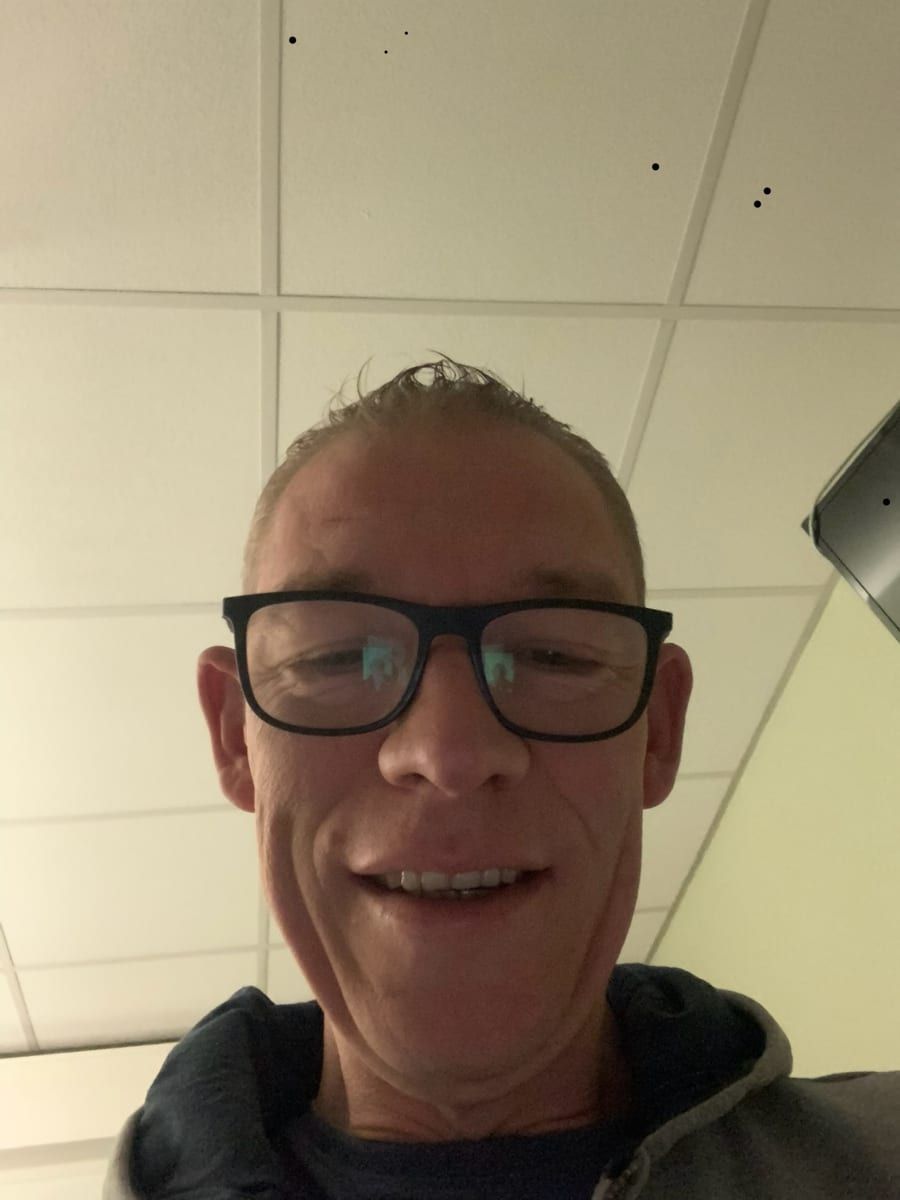 Profil de Heny, 33 ans, Gay male à Realp (Uri)